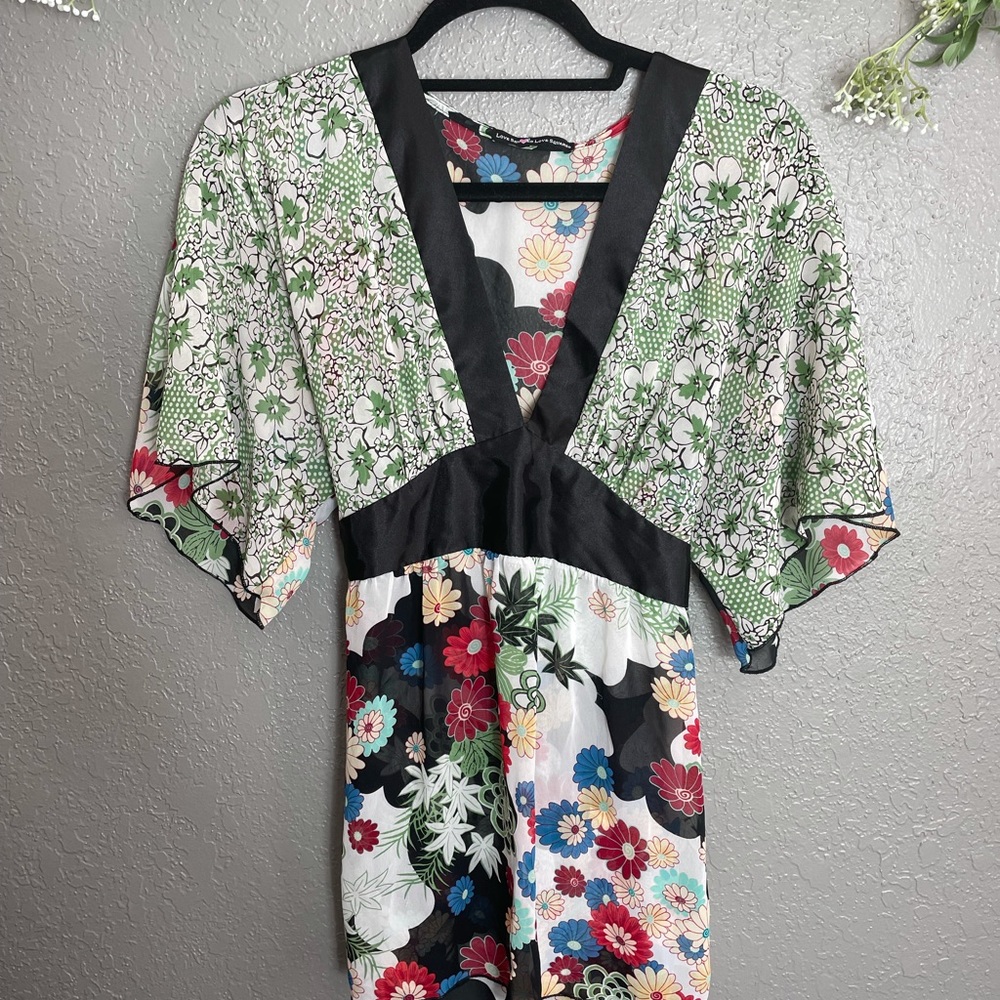 Love Squared Kimono-Style Blouse Sz L